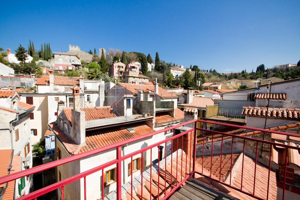 Apartment Vintage By Locap Group Πιράν Εξωτερικό φωτογραφία
